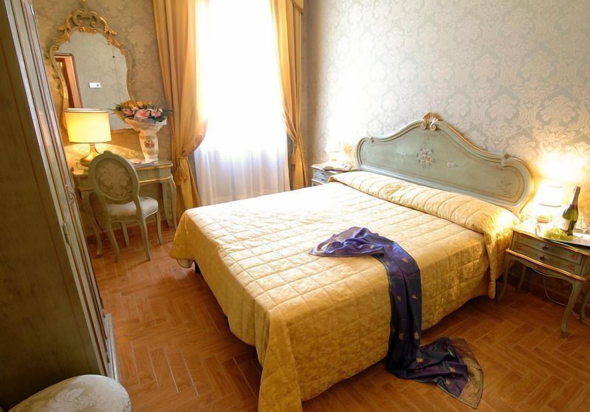 Canal&walter Hotel 3*